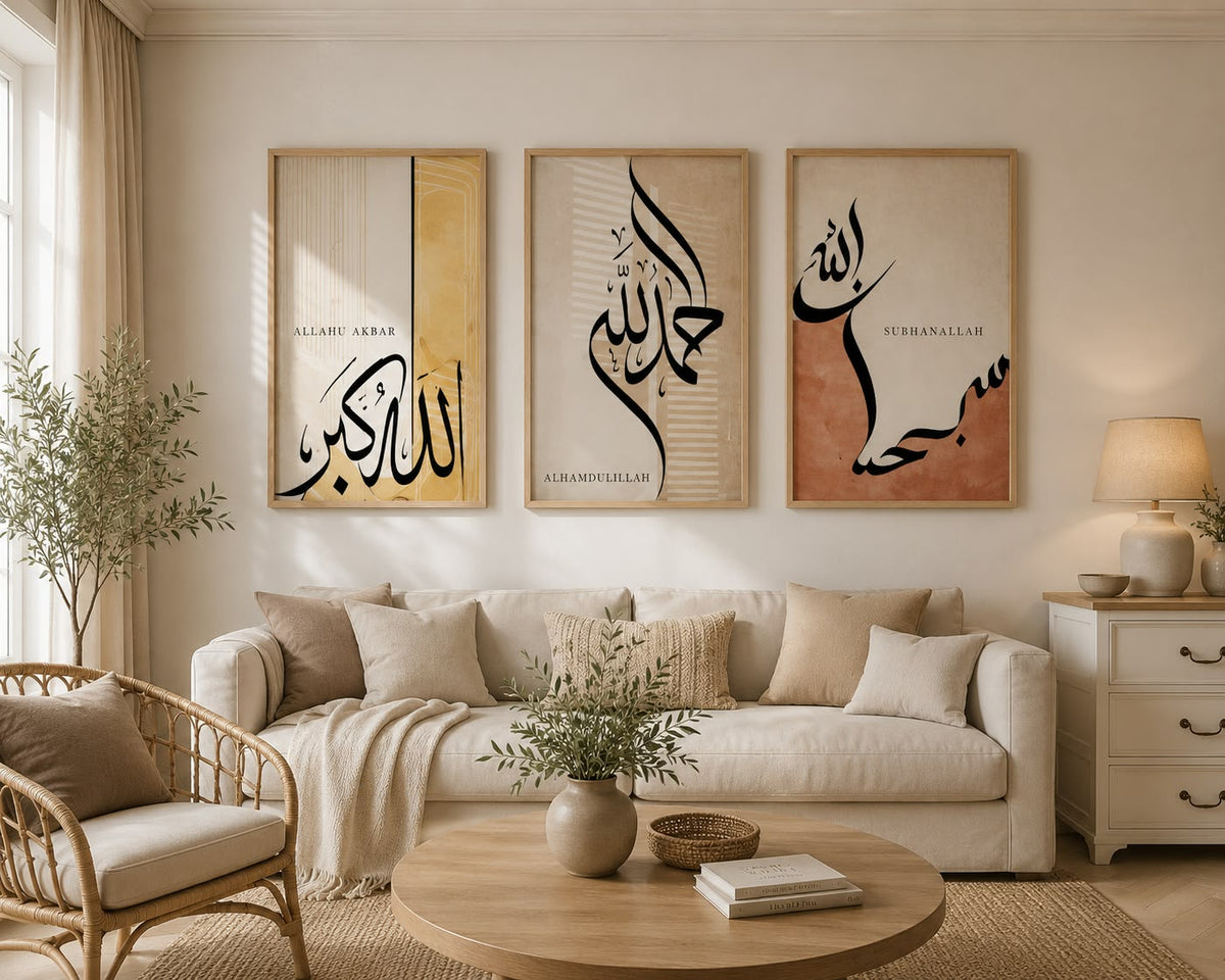 wall art set consisting of Three elegant pieces-model 06